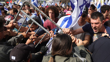 Gwałtowne protesty na ulicach Izraela. Są ranni po starciach z policją