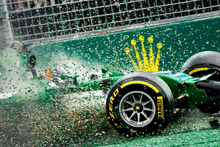 Kamui Kobayashi rozbił bolid tuż po starcie GP Australii