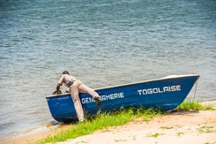 Brutalna akcja policji podczas protestów. Demonstranci ginęli w wodzie