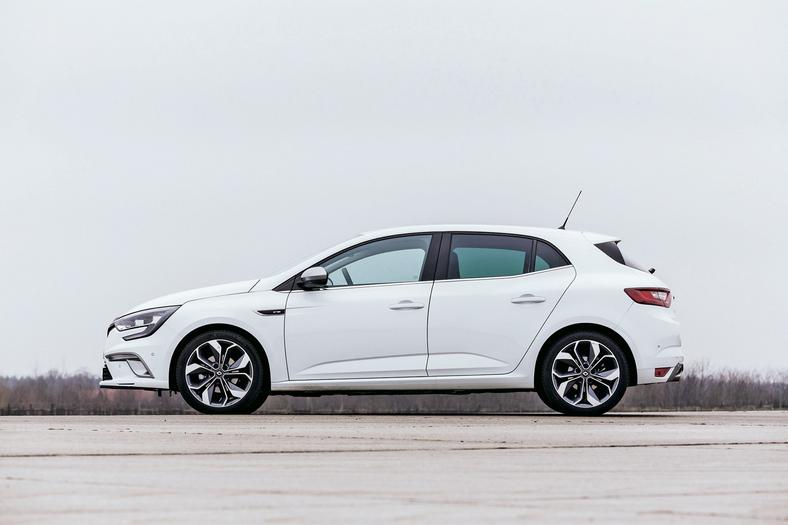Kompaktowe przetasowanie - nowy Hyundai i30 kontra Mazda 3, Opel Astra, Peugeot 308 i Renault Megane