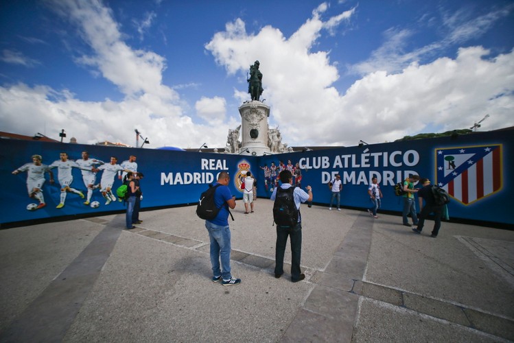 Lizbona szykuje się na finał Atletico - Real