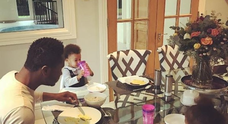 Mikel Obi having breakfast with his daughters