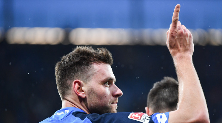 Szalai jelezte: nem felejtette el gólt rúgni /Fotó: AFP