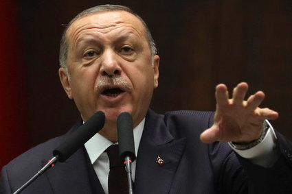 Turcja wkłada kij w mrowisko. Nie będzie stosować się do amerykańskich sankcji na Iran