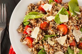 Ova namirnica SPUŠTA ŠEĆER u momentu: JEFTINA JE i dostupna svima, a evo kako da napravite salatu zbog koje ćete da je jedete češće