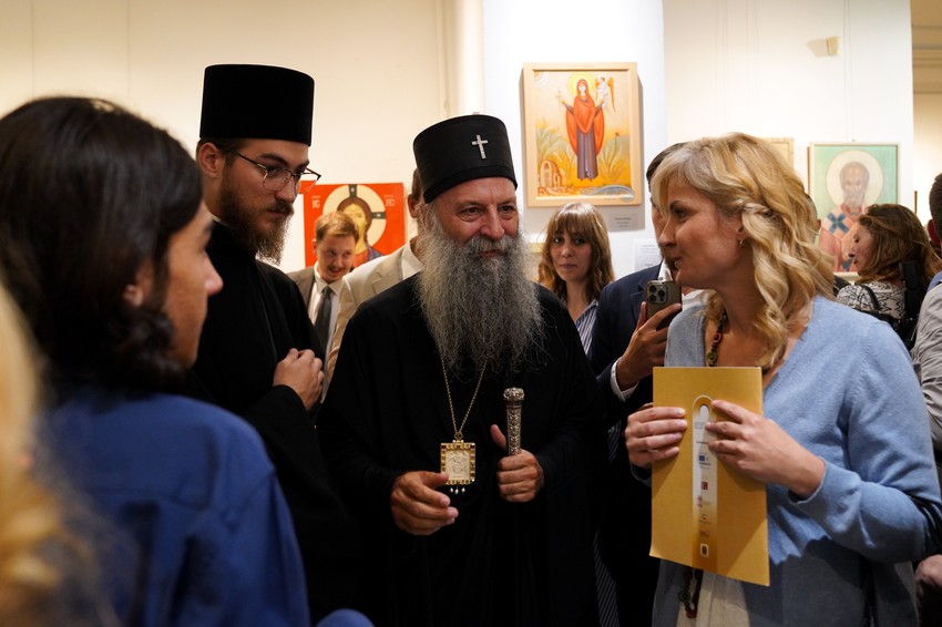 Patrijarh Porfirije otvorio izložbu "Svetlost Logosa" u Galeriji Kolarca
