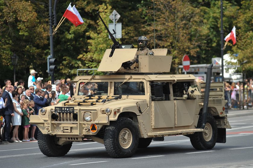 Piknik NATO na Placu Wolności