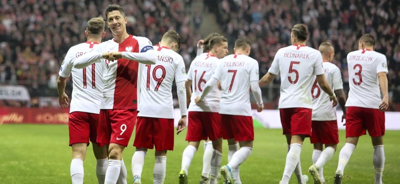 Morawiecki odwiedził piłkarzy w szatni. To, co usłyszał, chyba mu się nie spodobało