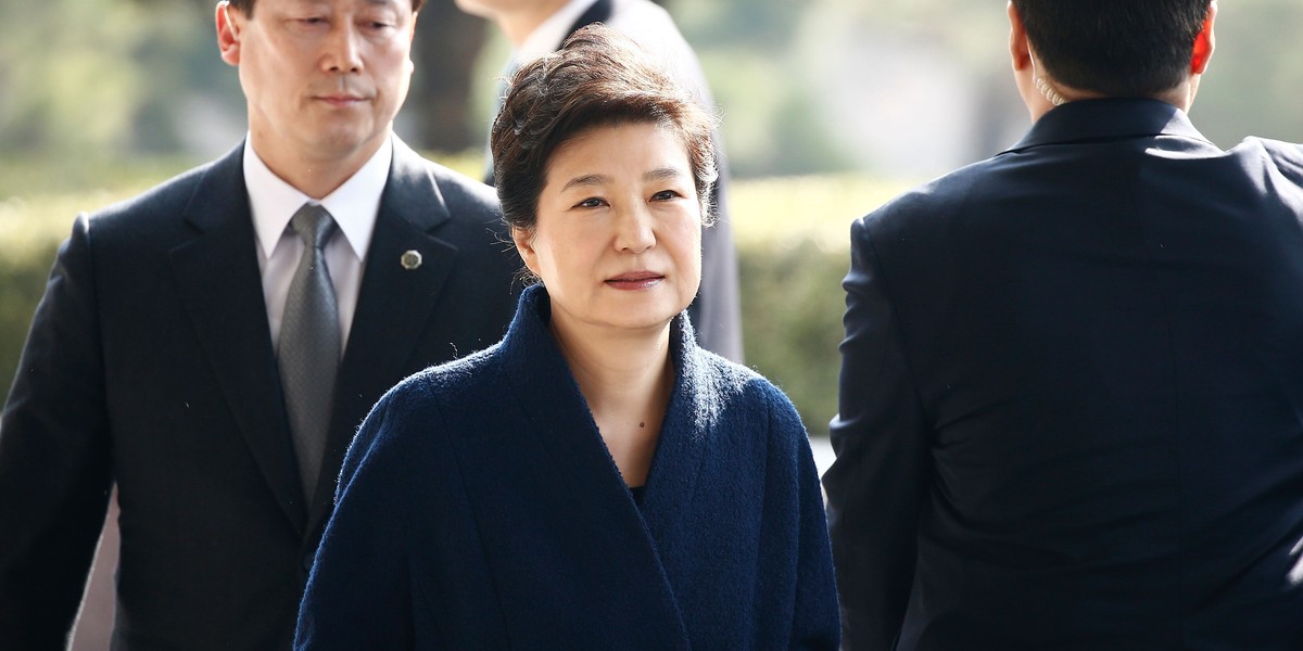 Park Geun-Hye została odsunięta od władzy. Trafi do aresztu na 20 dni