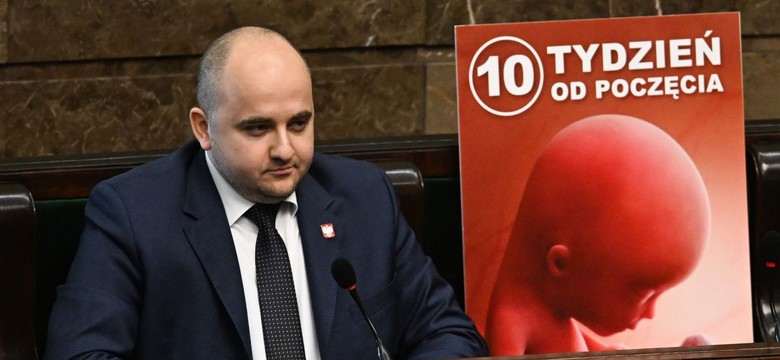Debata o aborcji zakłócona przez posła PiS. Słychać było bicie serca dziecka