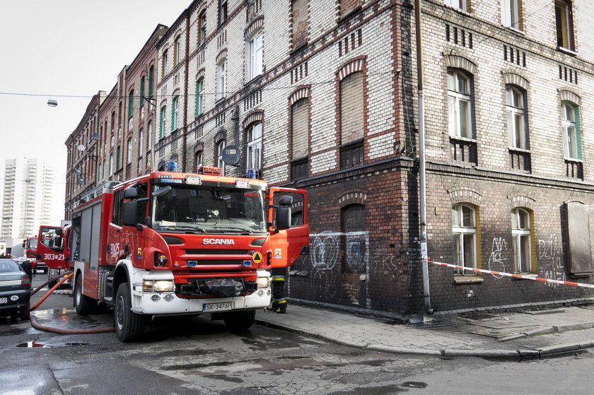 Katowice. Pożar kamienicy przy ul. Karola 