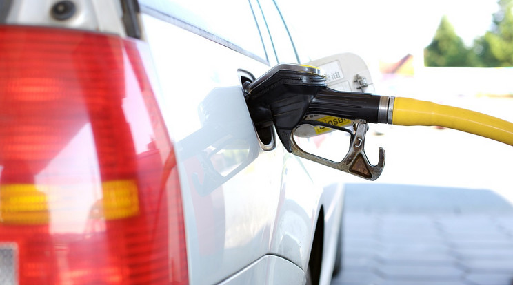 Jelentősen csökken a gázolaj ára a hét közepétől / Fotó: Pixabay