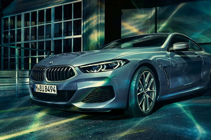 Pierwsze BMW nowej serii 8 w Polsce sprzedane na aukcji za ponad 700 tys. zł