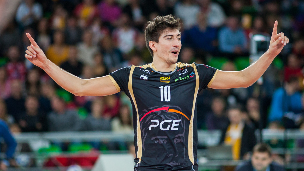 Nicolas Uriarte, argentyński rozgrywający PGE Skry Bełchatów, opowiedział PlusLiga.pl o świątecznych zwyczajach, wigilii obchodzonej latem i pysznym "vitel tone". - Po kilku latach nareszcie spędzę święta w domu, w Argentynie - ucieszył się siatkarz bełchatowian.