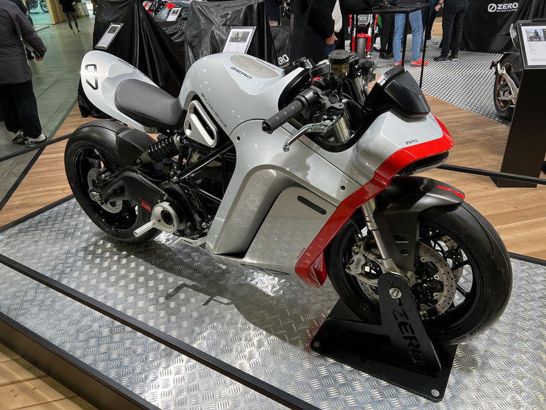 Wystawa motocyklowa EICMA 23