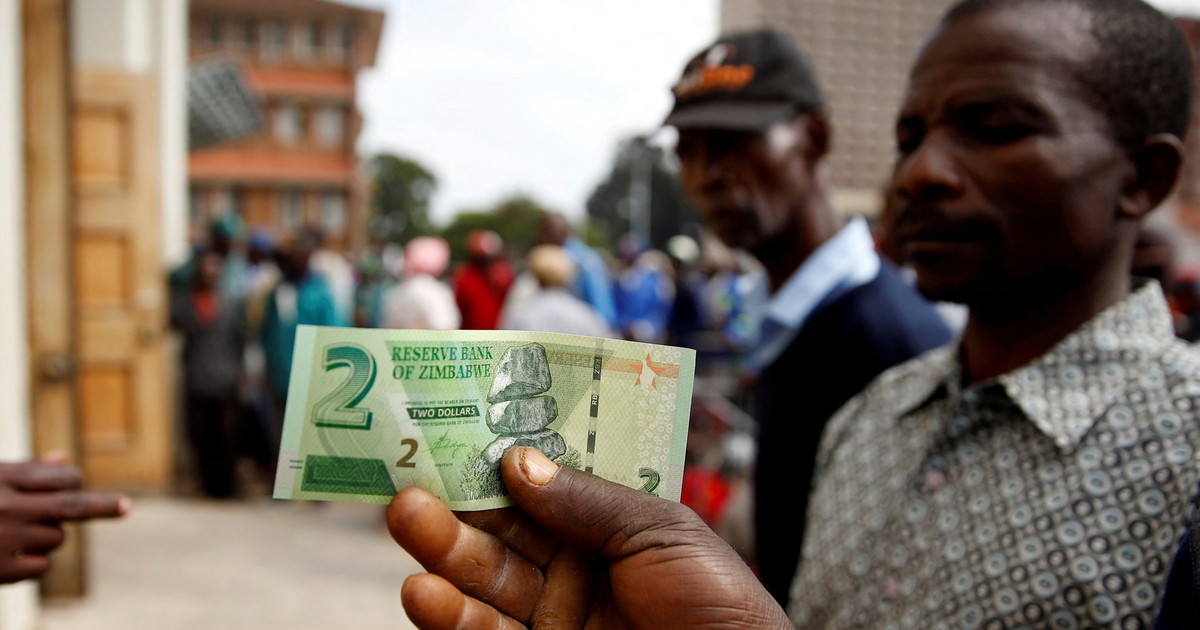 Zimbabwe plans to phase out Dollar, targeting single currency by 2030