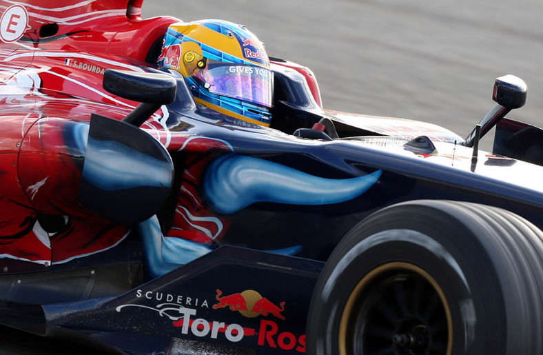 Formuła 1: Fernando Alonso pokazał klasę w Jerez (fotogaleria z testów)