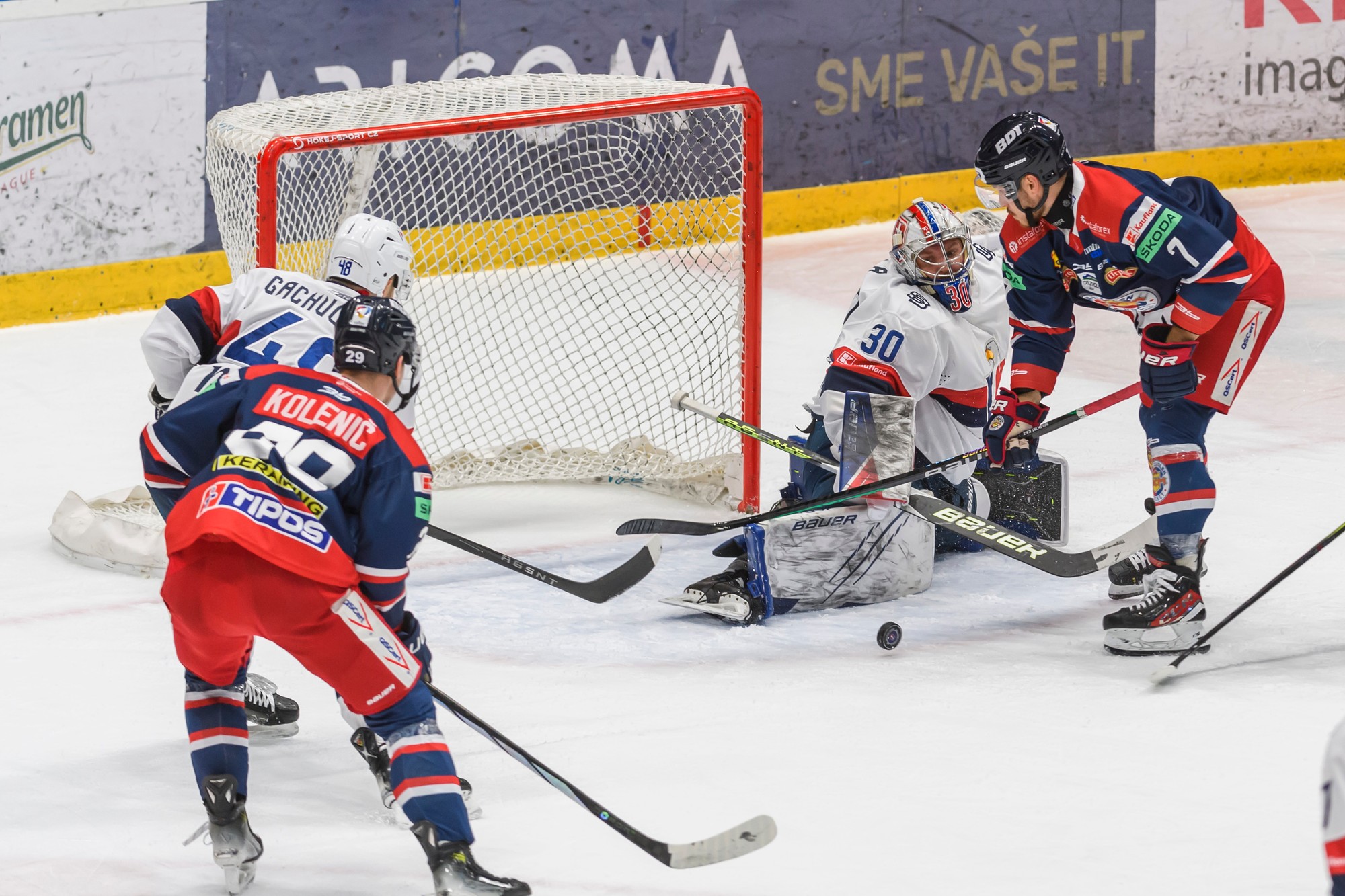 Zľava Daniel Gachulinec (Slovan), Jakub Kolenič  (Zvolen), Denis Godla (Slovan) a Samuel Hain (Zvolen).