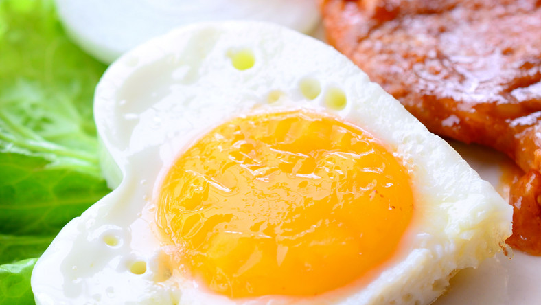Śniadanie o wysokiej zawartości protein może pomóc otyłym w skutecznej utracie wagi