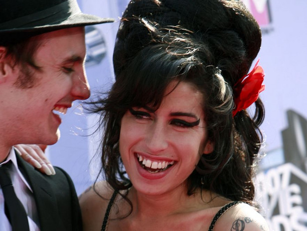 Twórczość Amy Winehouse w śmietniku