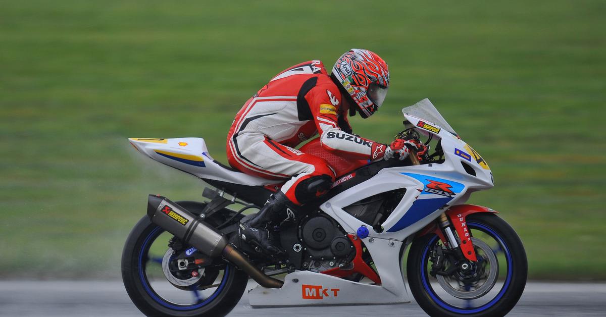 Wystartował Suzuki GSXR Cup Dziennik.pl