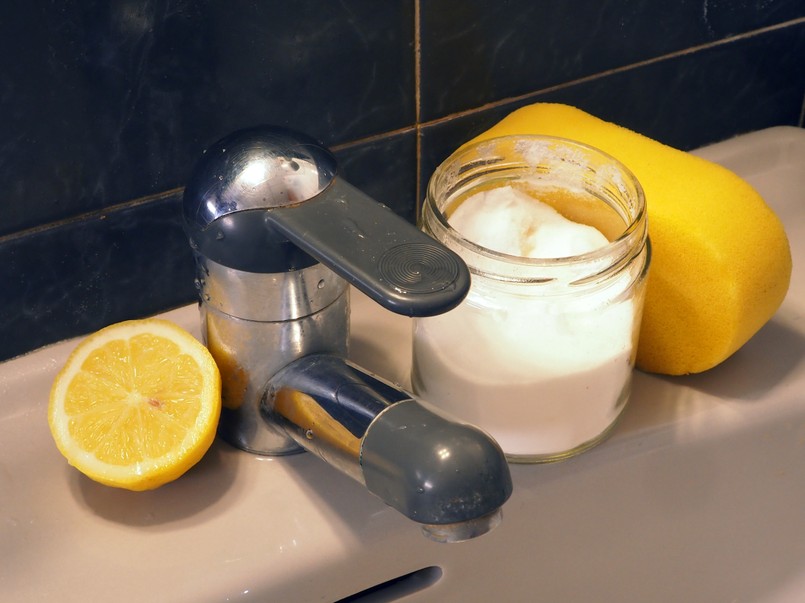 Baking,Soda,,Lemon,,Natural,Sponge,On,The,Bathroom,Sink.,Natural