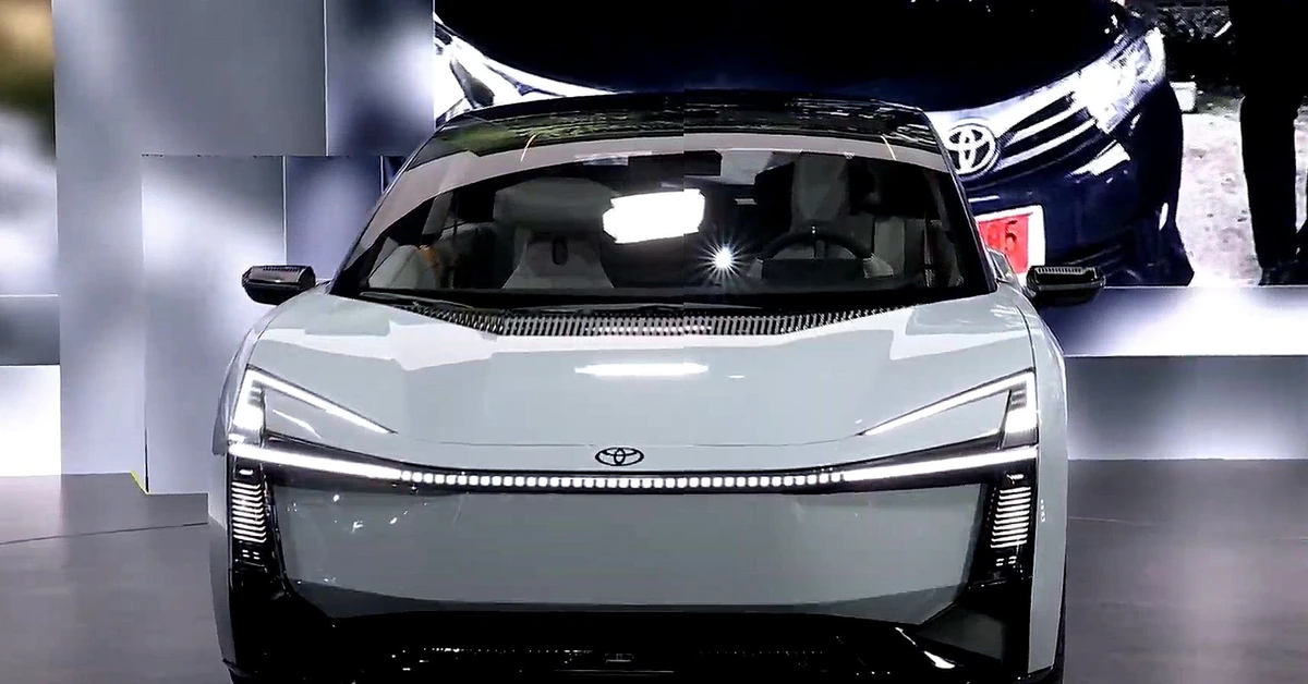 Nowa Toyota Corolla to siódmy cud świata. Wygląda świetnie, hybryda 1.5 sensacją