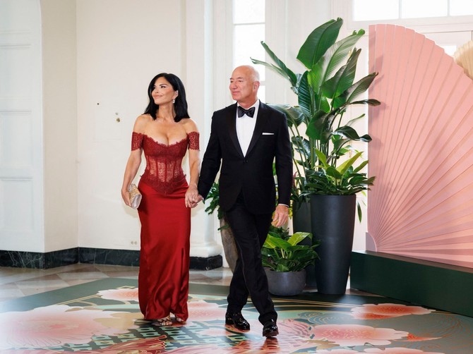 Loren Sančez i Def Bezos