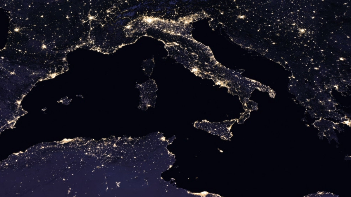 Tak wygląda Ziemia nocą na zdjęciach satelitarnych NASA