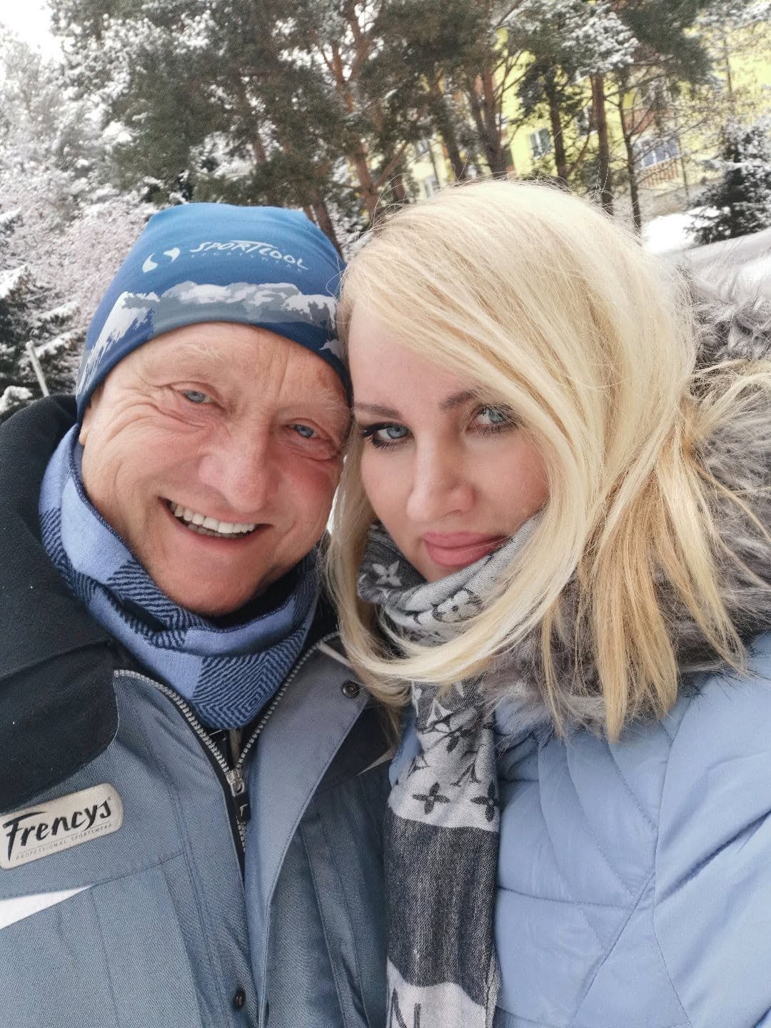 Herec Ľubomír Paulovič a fotografka Lolla Fukari. 