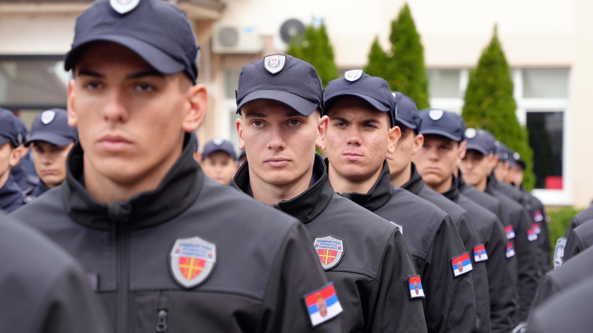 Dačić poslao hitnu depešu zaposlenima u policiji: Evo šta je svima strogo zabranjeno!