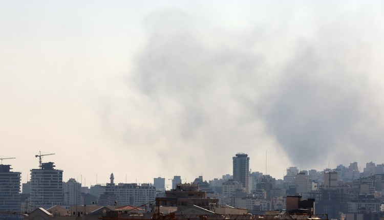 Wymiana ognia między Izraelem a Iranem. Nowy typ pocisku" uderzył w centralę Mosadu