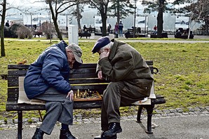 JOŠ DOBRIH VESTI ZA PENZIONERE Pored pomoći od 3.000 dinara u decembru, u 2019. mogu da se nadaju i NOVOM POVEĆANJU
