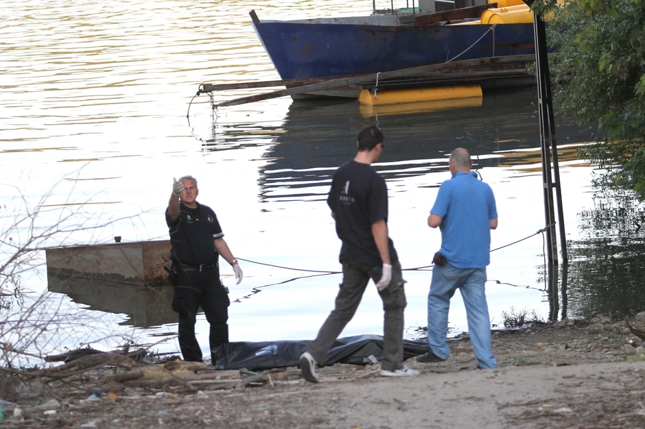 Zemunski kej, mesto do koga je Rečna policija izvukla telo iz Dunava