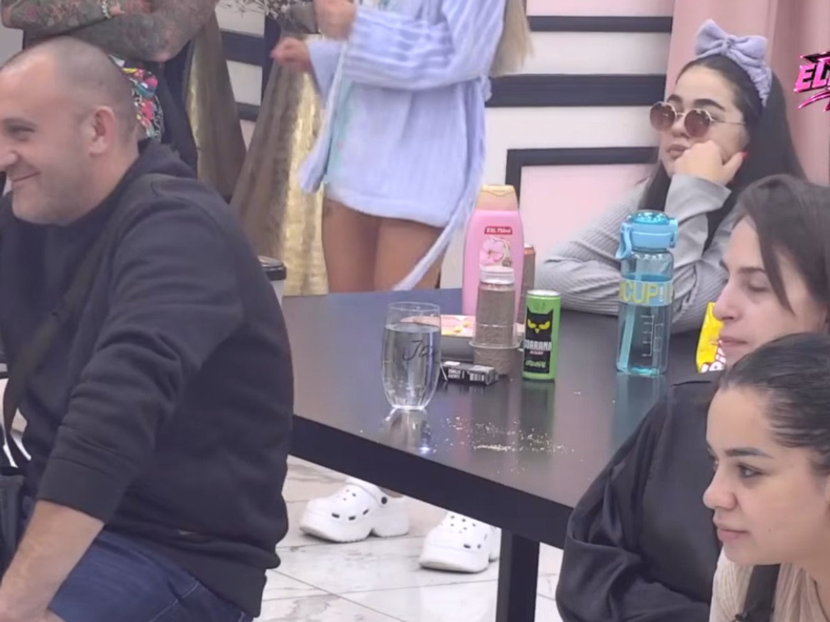 Evo šta se dešavalo u Eliti 10 dok je STOJIN SIN PEVAO U "PINKOVIM ZVEZDAMA": Nastao potpuni haos u Beloj kući, on ne krije ponos i sreću