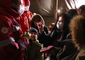 Migranti na granici Poljske i Belorusije kod punkta Kuznjica kod Grodnog 