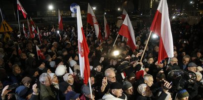 Ważnej osoby zabrakło na proteście w obronie TVP. Ta nieobecność to wymowny symbol?