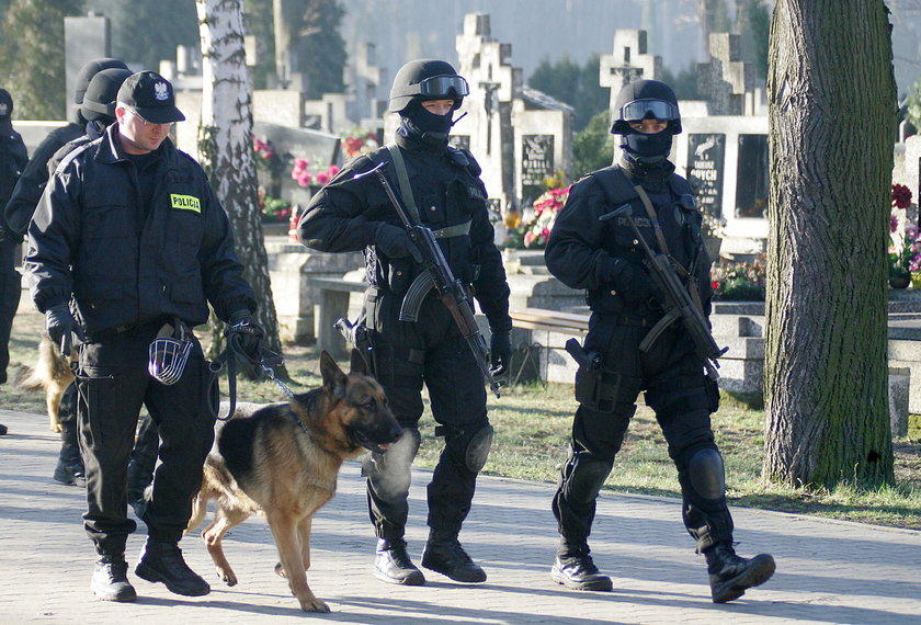 Policja szuka bandytów