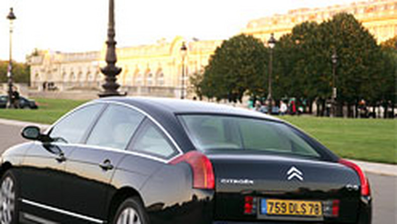 La Tribune Citroën C6 i Peugeot 607 bez następcy