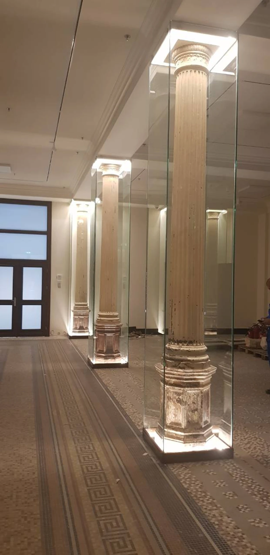 Autentični metalni stubovi - sadašnji izgled