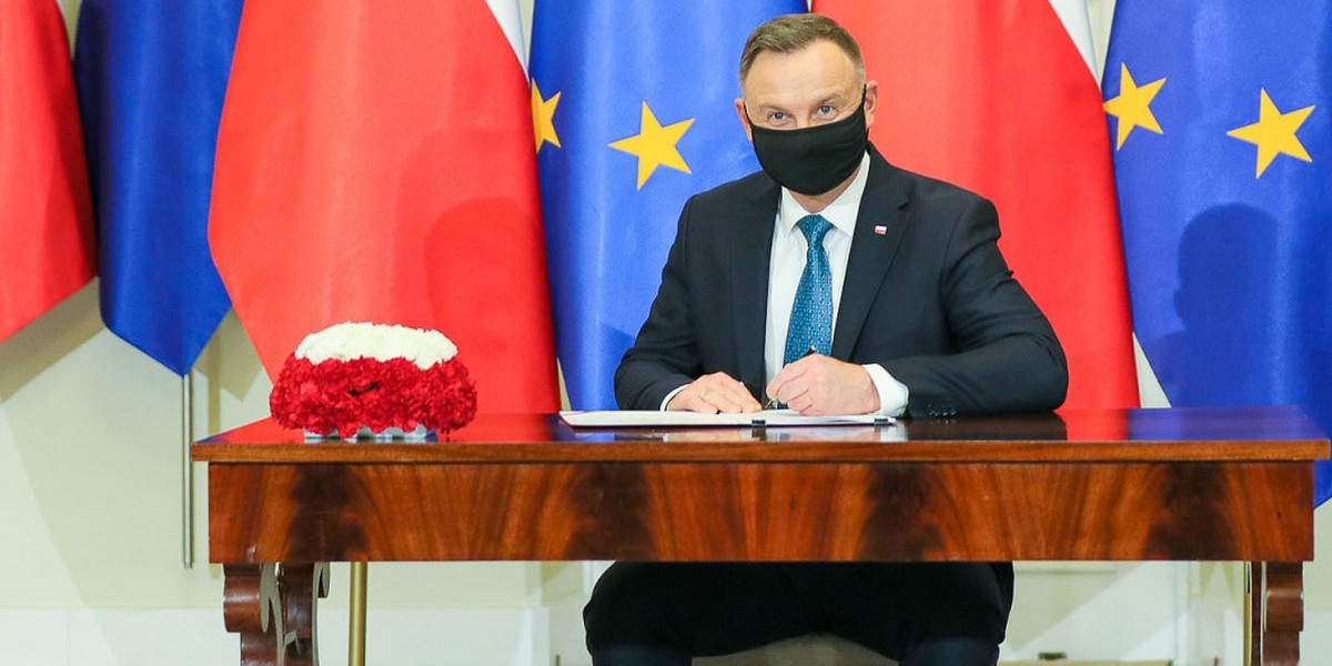 Prezydent Andrzej Duda podpisał ustawę o dodatku osłonowym. Zdjęcie ilustracyjne.
