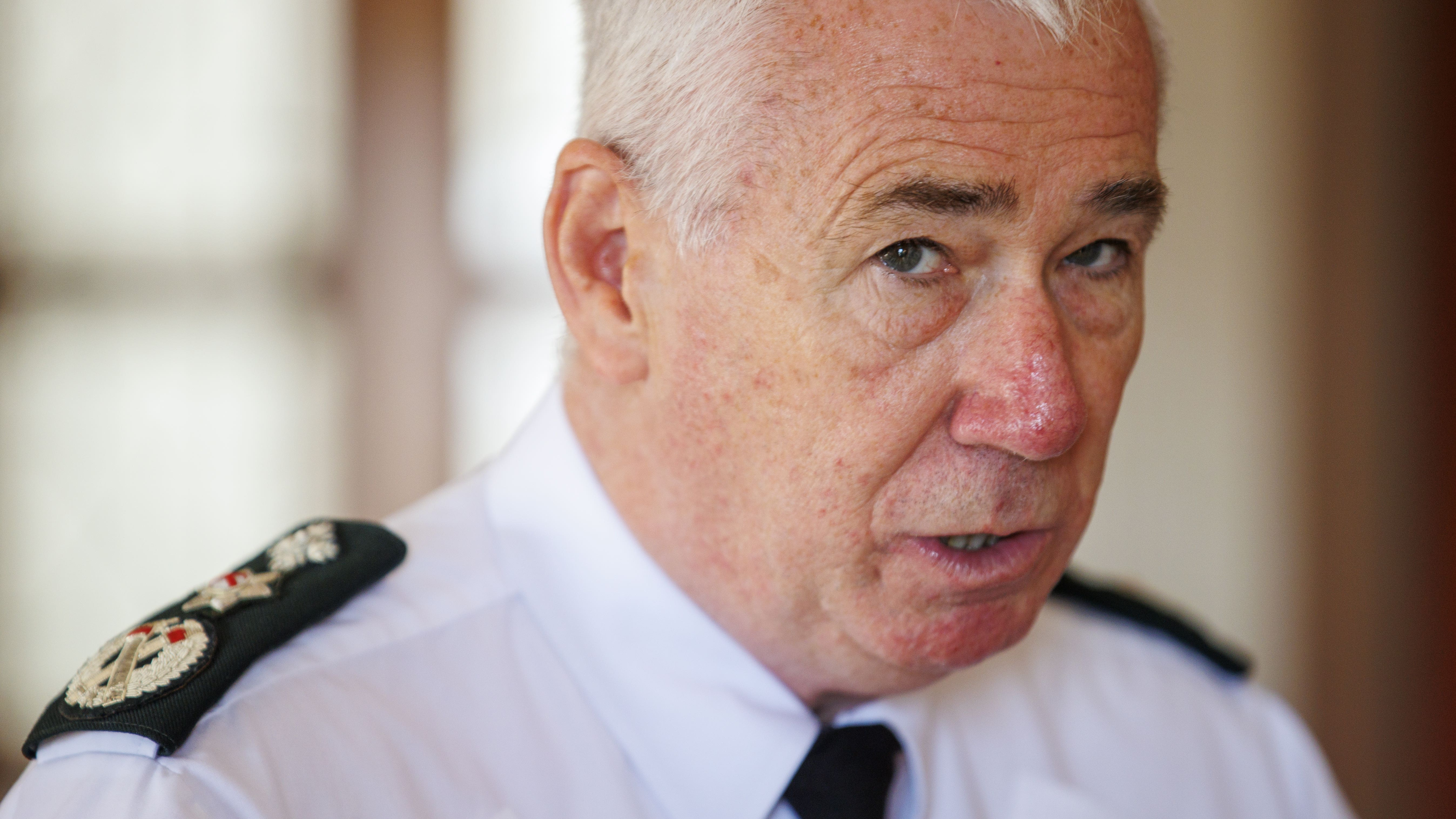 PSNI chief constable apologises for police failings in 1994