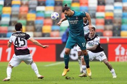 Zlatan Ibrahimovic znów zachwycił. Strzelił gola efektowną przewrotką