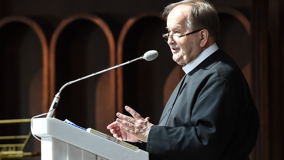 Dokładna data nie jest jeszcze znana, ale decyzja już zapadła: w grudniu w Toruniu odbędzie się manifestacja potępiająca branie udziału przez przedstawicieli władz państwowych i lokalnych w urodzinach Radia Maryja. Ma ją zorganizować stowarzyszenie Polska Laicka, która domaga się rozdziału państwa od Kościoła.