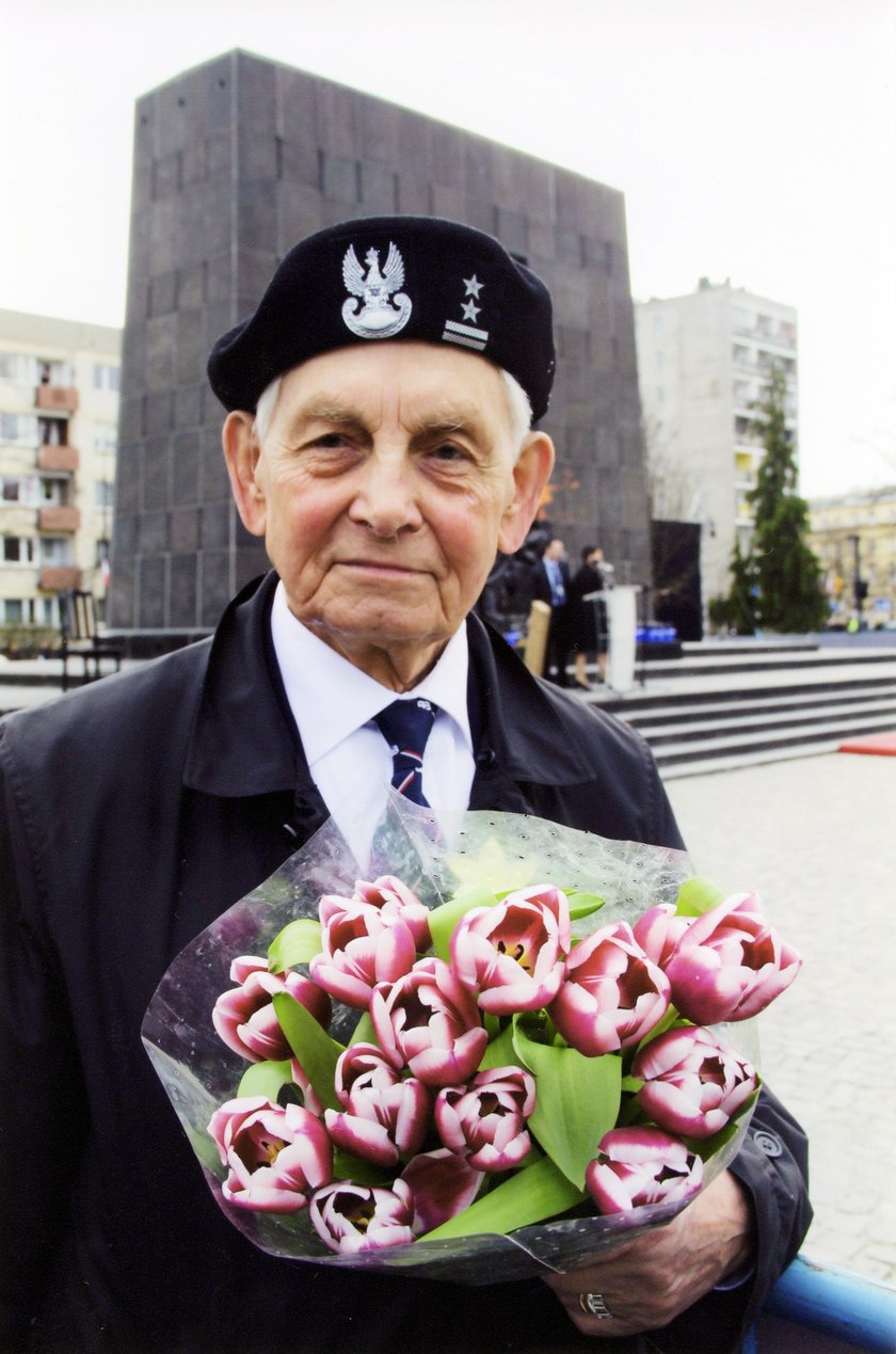 Nie żyje ppłk. Stanisław Oleksiak: żołnierz AK, więzień polityczny