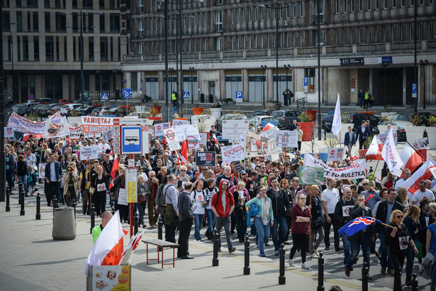 Manifestacja frankowiczów w Warszawie