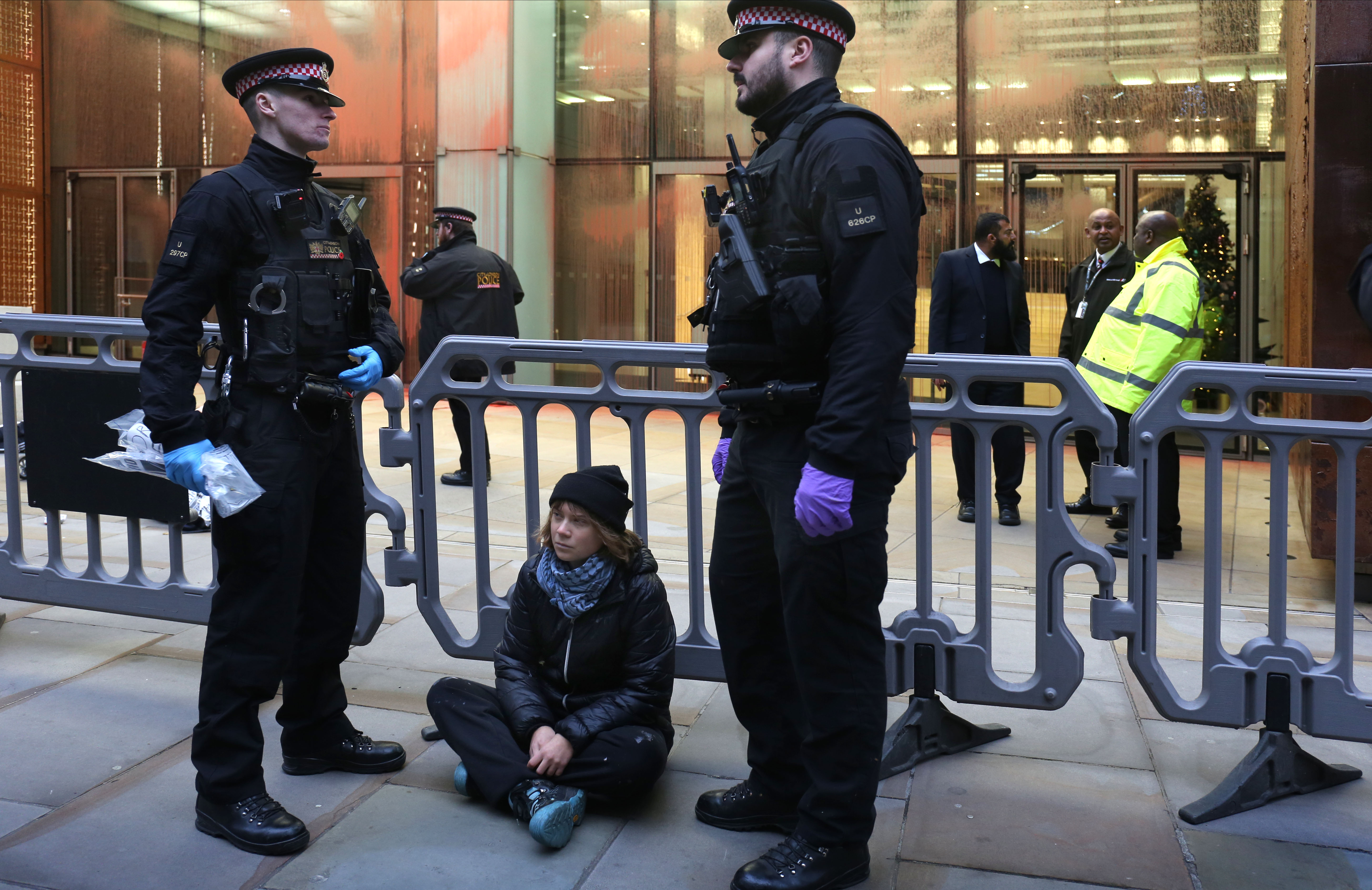 Greta Thunberg arrestata a Londra per violazione del Terrorism Act