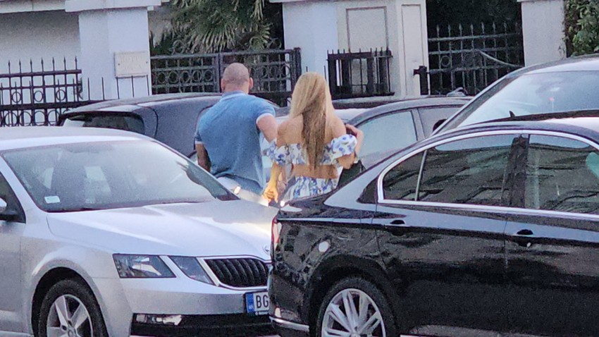 Tea Tairović sa mužem u Crnoj Gori