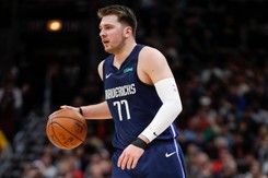 Łotysz i Słoweniec poprowadzili Mavericks do zwycięstwa w San Antonio