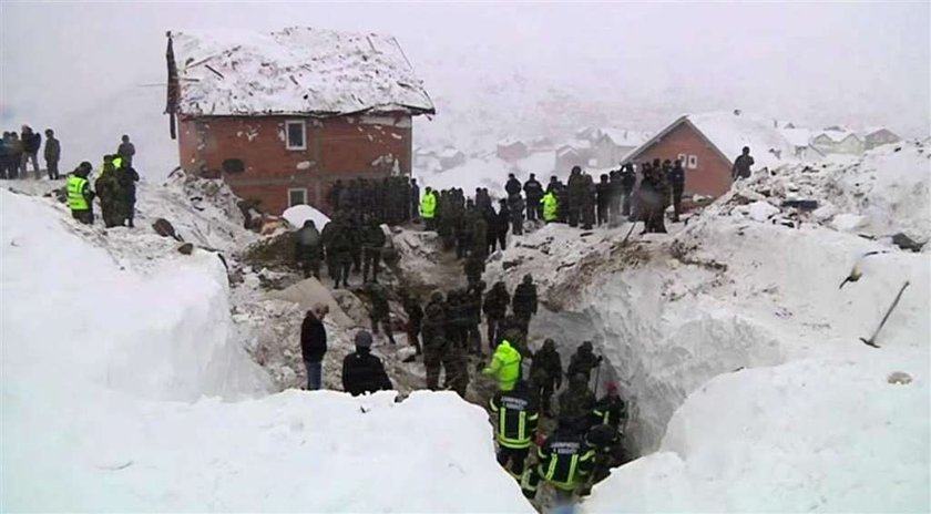 5-latka przeżyła 10 godzin pod lawiną. jej rodzice zginęli